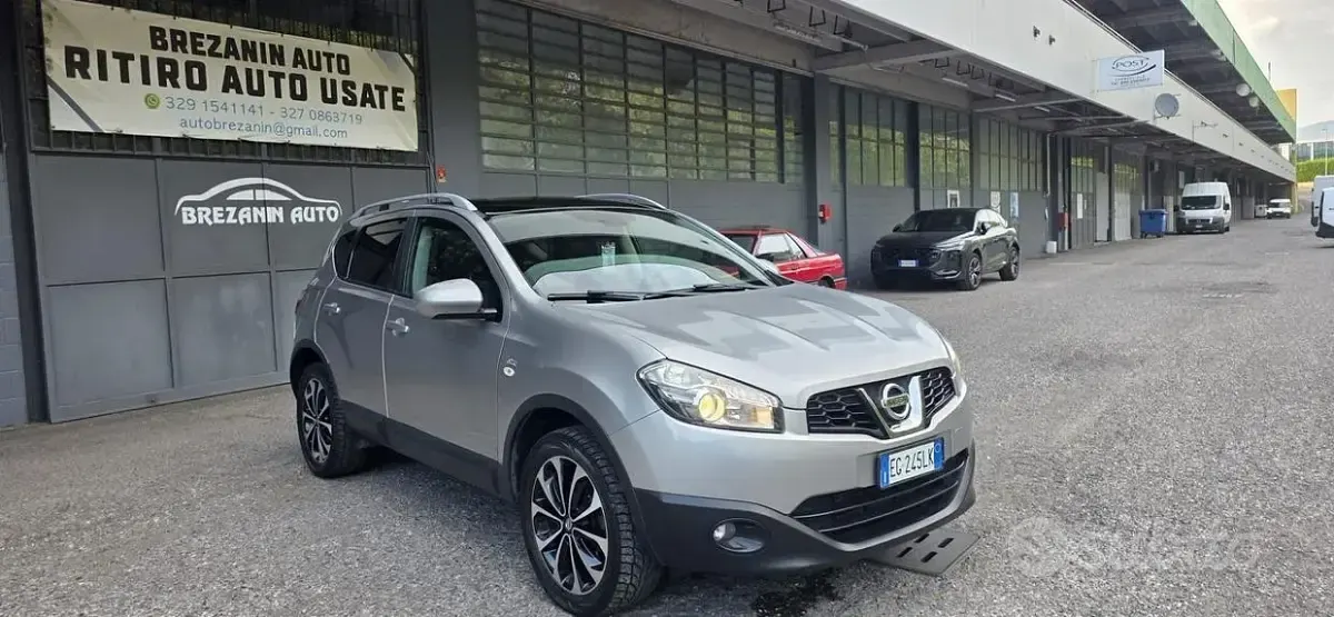 Usata Nissan Qashqai Tekna 110 CV (80 kW) 2011 Grigio SUV