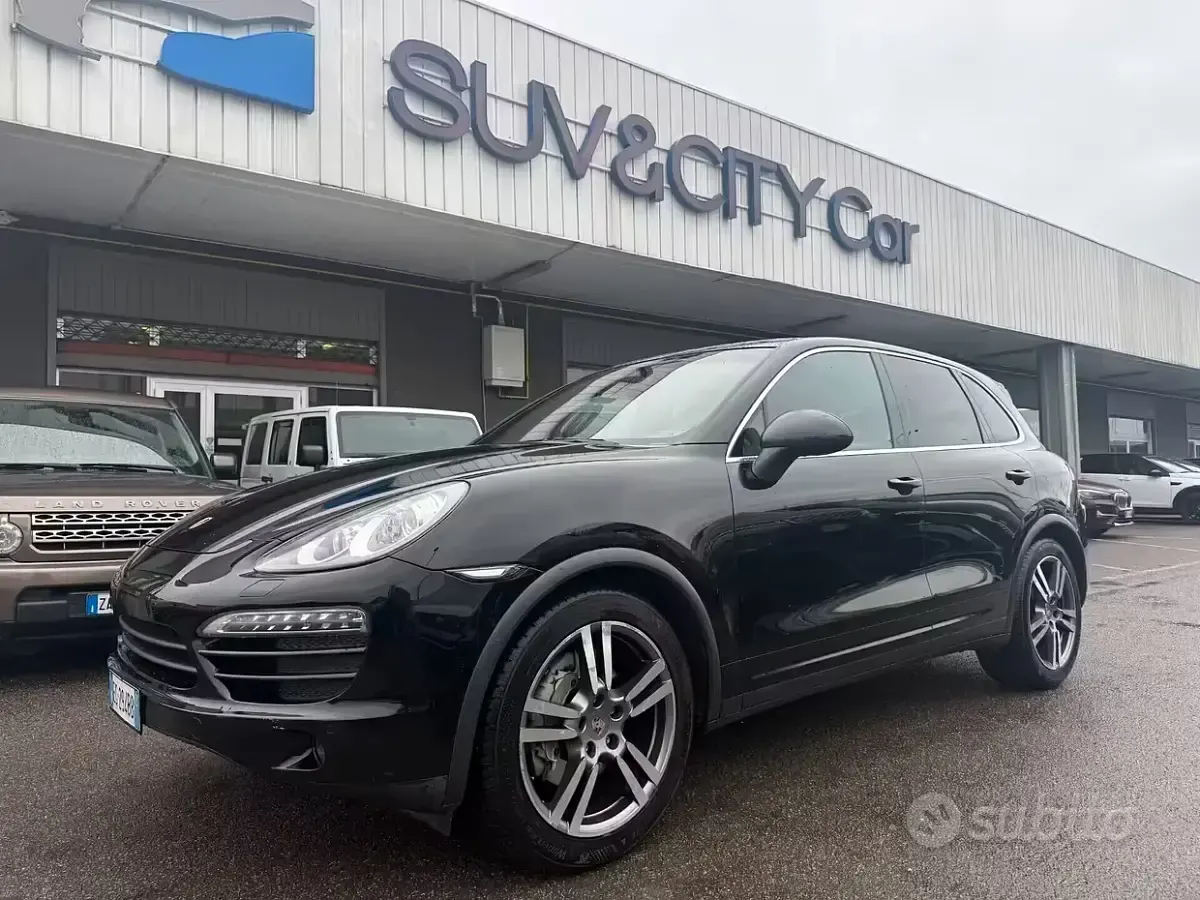 Usata Porsche Cayenne 300 CV (220 kW) 2011 SUV