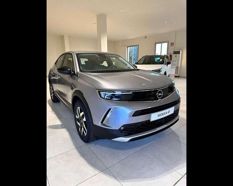 Usata Opel Mokka-e Elegance 100 kW (136 CV) 2023 Grigio SUV
