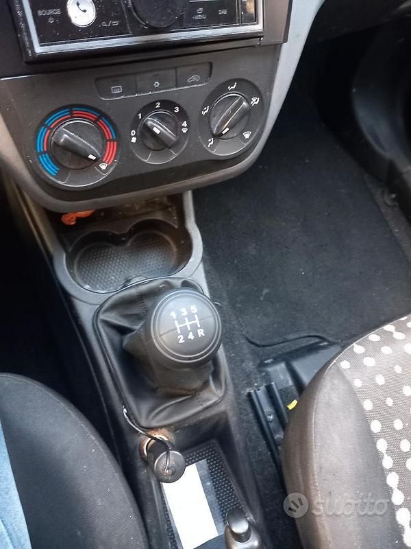 Usata Fiat Grande Punto 2005 Grigio Utilitaria