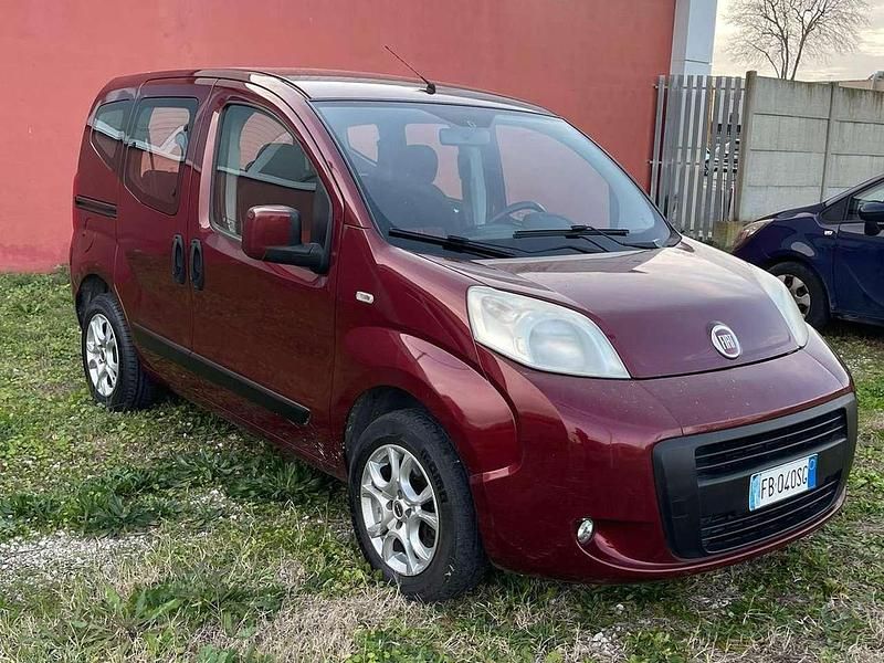 Usata Fiat Qubo Dynamic 95 CV (69 kW) 2015 Nero Monovolume