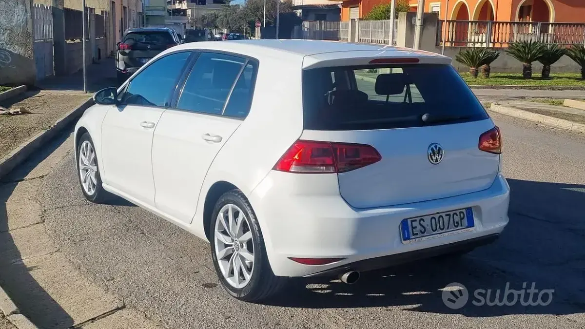 Usata VW Golf Comfortline 105 CV (77 kW) 2013 Bianco SUV