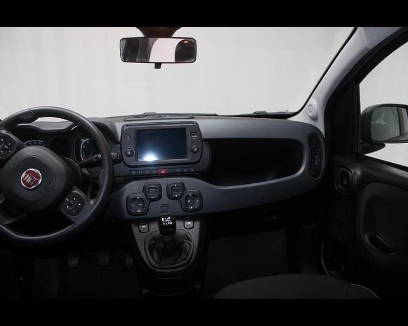 Rosso Usata 2024 Fiat Panda Cross Cross Due volumi | 14.900 € (Cara) - Immagine 1/4