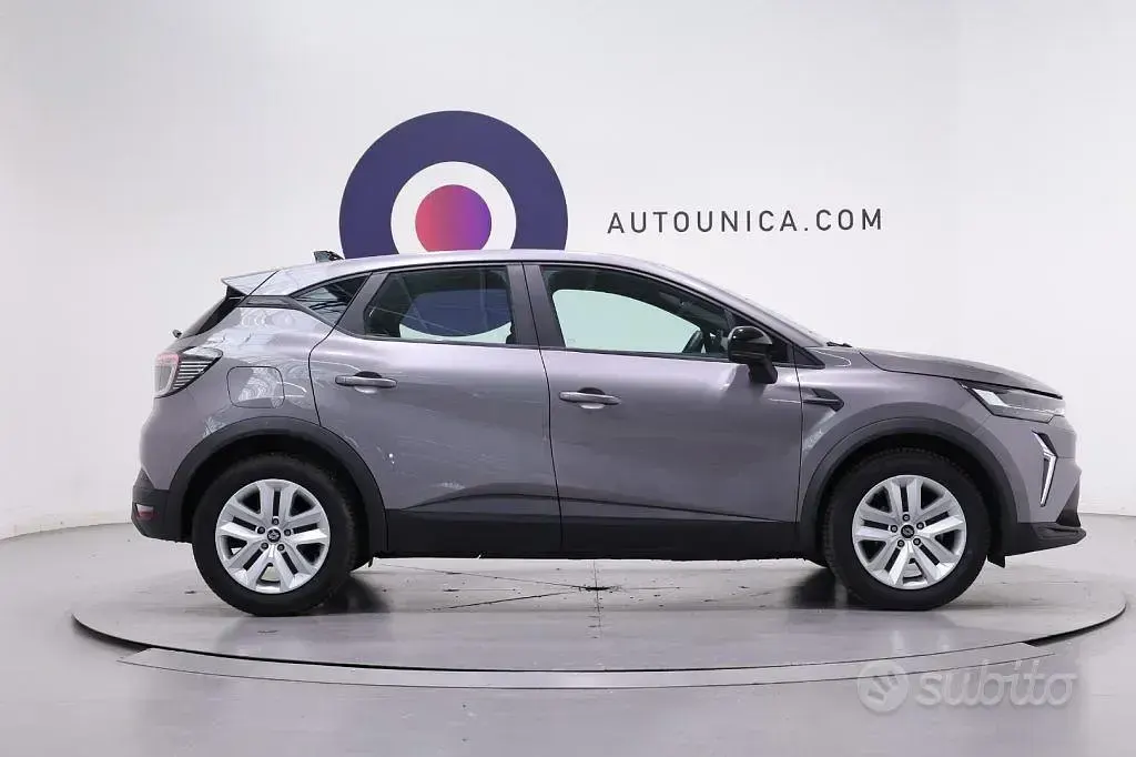 Usata Renault Captur Evolution 101 CV (74 kW) 2025 Grigio SUV