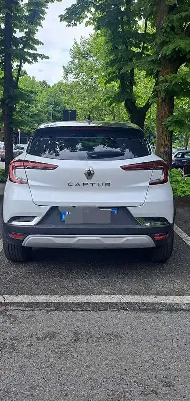 Usata Renault Captur Techno 101 CV (74 kW) 2024 SUV