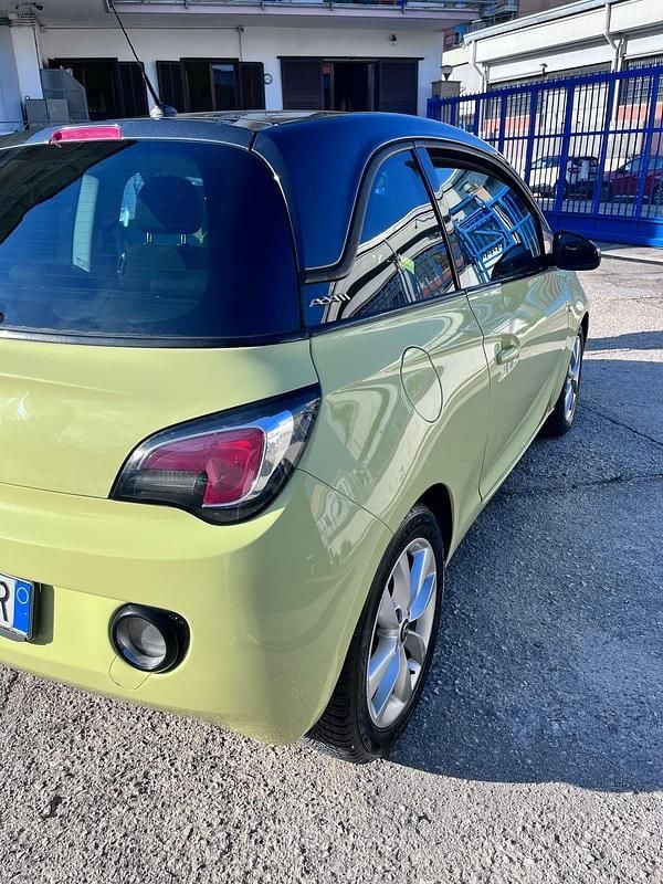 Usata Opel Adam 69 CV (50 kW) 2015 Verde Utilitaria