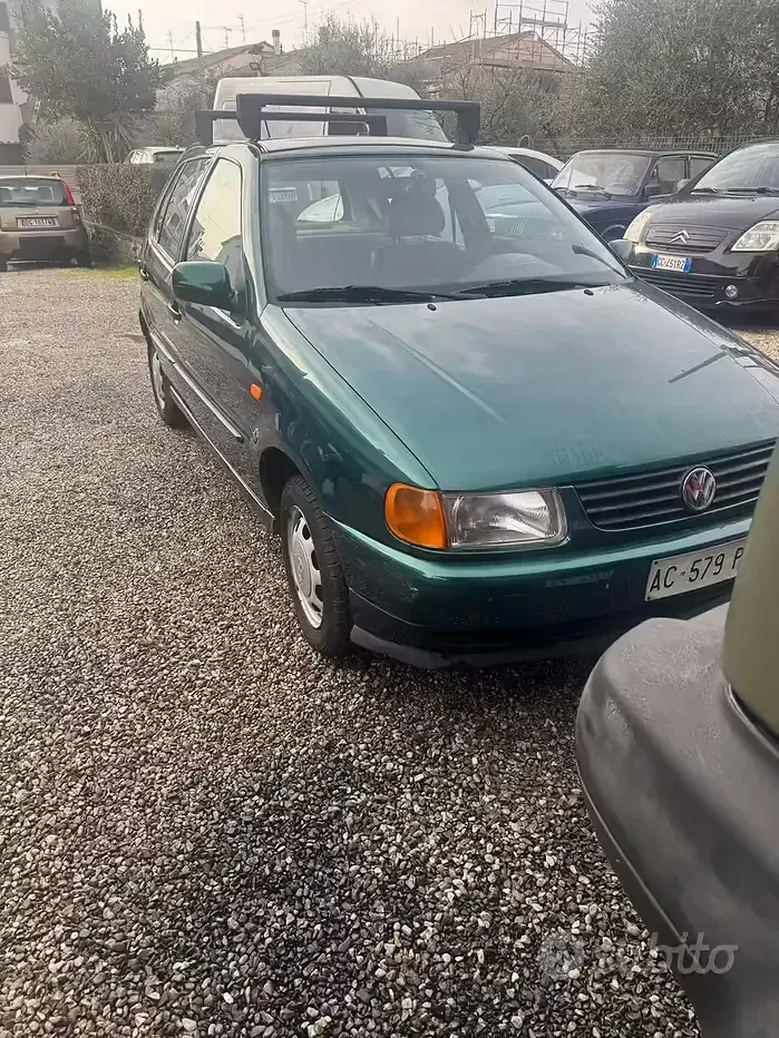 Usata VW Polo 45 CV (33 kW) 1995 Verde Berlina