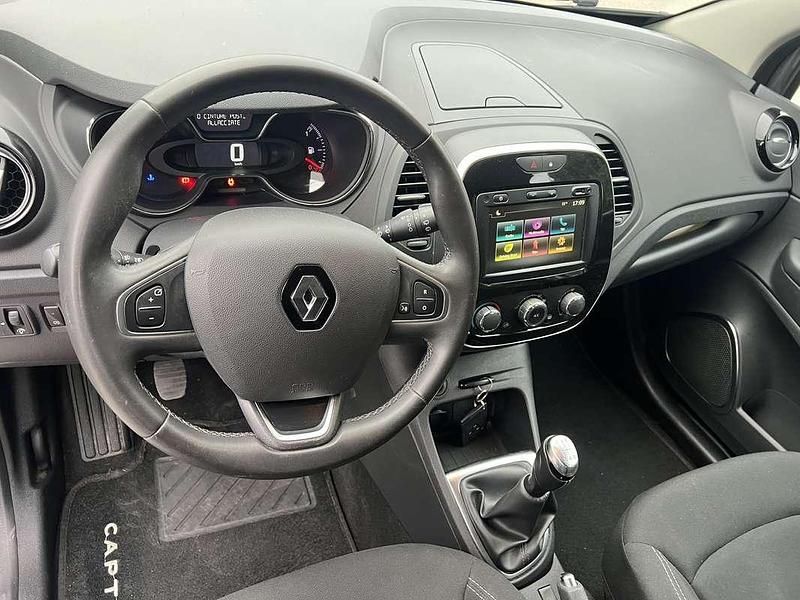 Usata Renault Captur 90 CV (66 kW) 2019 Grigio SUV