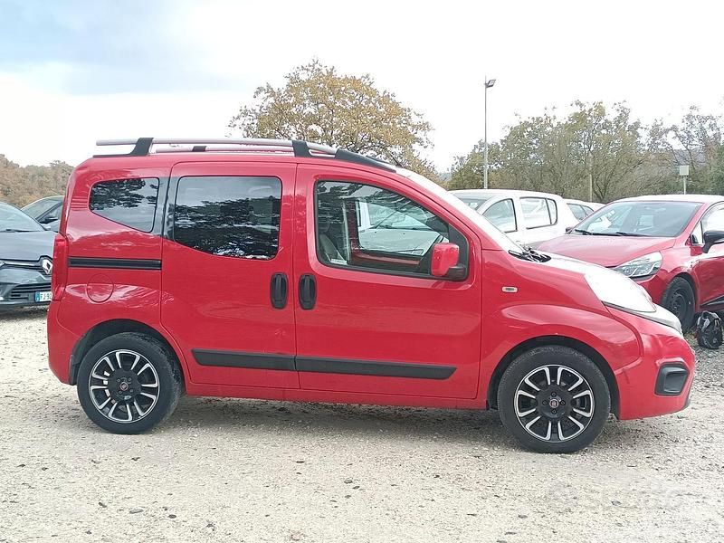Usata Fiat Qubo Dynamic 80 CV (58 kW) 2017 Rosso Monovolume