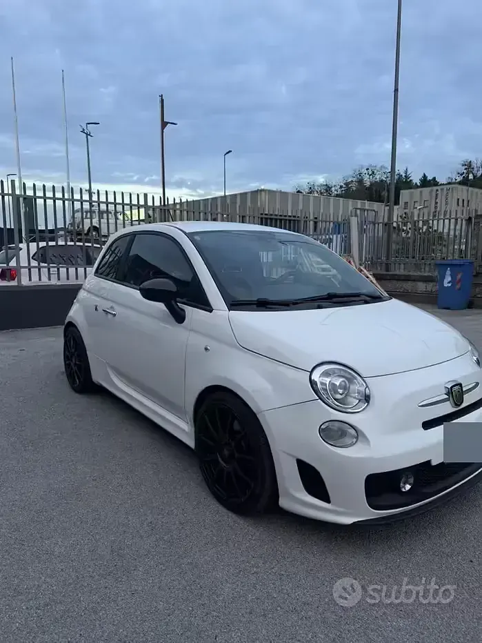 Usata Fiat 500 Abarth 135 CV (99 kW) 2009 Bianco Cabrio