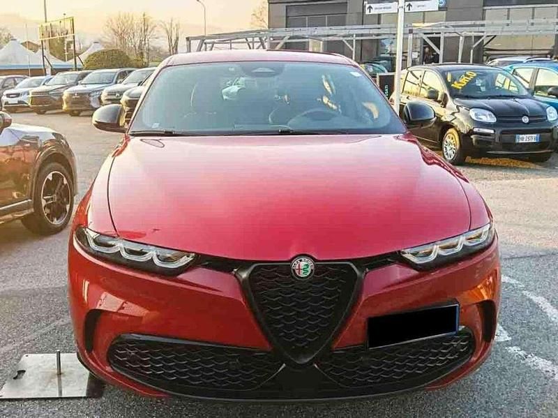 Usata Alfa Romeo Tonale Sprint 131 CV (96 kW) 2024 Rosso SUV