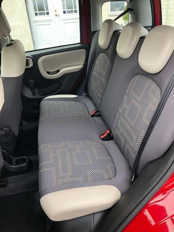 Usata Fiat Panda 4x4 86 CV (63 kW) 2014 Rosso Utilitaria