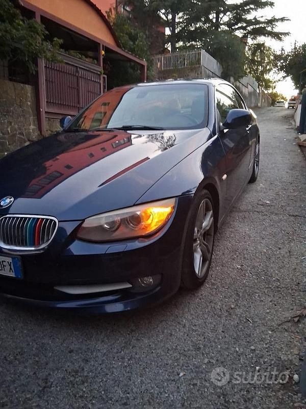 Usata BMW 320 Cabriolet 184 CV (135 kW) 2011 Blu Cabrio