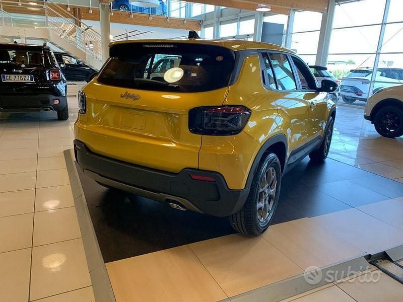 Usata Jeep Avenger Longitude 101 CV (74 kW) 2023 Giallo SUV