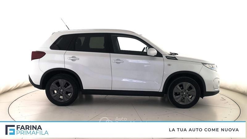 Usata Suzuki Vitara Cool 129 CV (94 kW) 2023 Bianco SUV