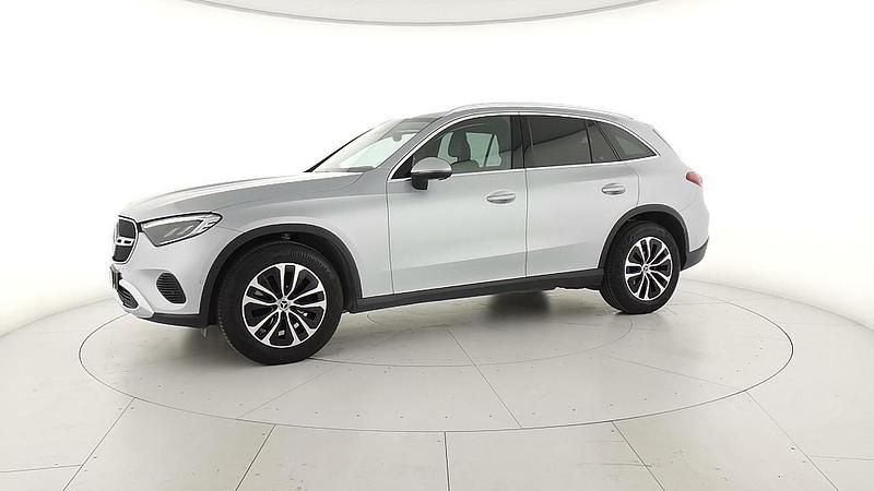 Usata Mercedes GLC220 Advanced Plus 197 CV (144 kW) 2022 Argento iridio SUV