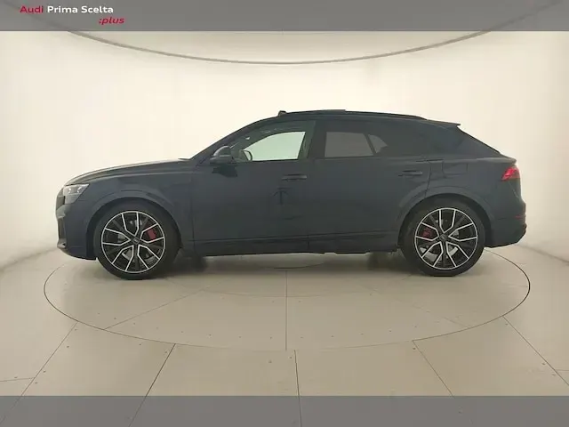 Usata Audi Q8 S-line plus 489 CV (359 kW) 2024 Grigio waitomo metallizzato SUV