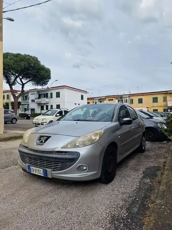 Usata Peugeot 206 60 CV (44 kW) 2010 Berlina