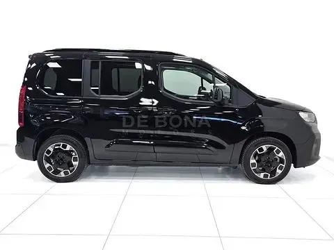 Nuova Fiat Doblò 102 CV (75 kW) 2026 Nero Monovolume