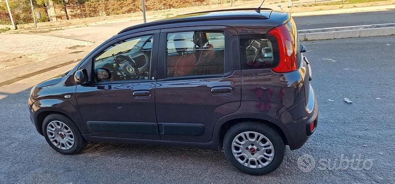 Usata Fiat Panda 75 CV (55 kW) 2012 Marrone Utilitaria