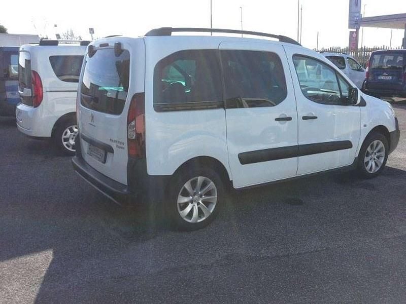 Usata Peugeot TePee 120 CV (88 kW) 2017 Bianco Monovolume