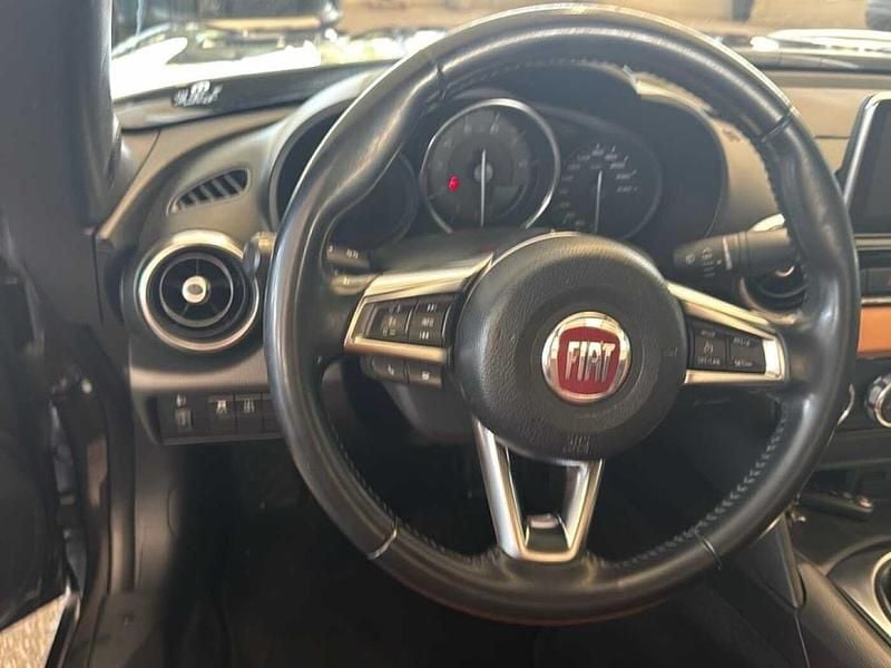 Usata Fiat 124 Spider Lusso 140 CV (102 kW) 2019 Grigio Cabrio