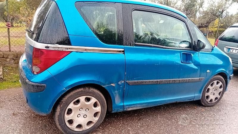 Usata Peugeot 1007 70 CV (51 kW) 2008 Blu Monovolume