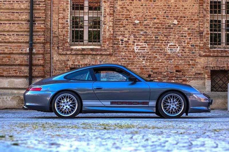 Usata Porsche 996 320 CV (235 kW) 2004 Grigio Coupé