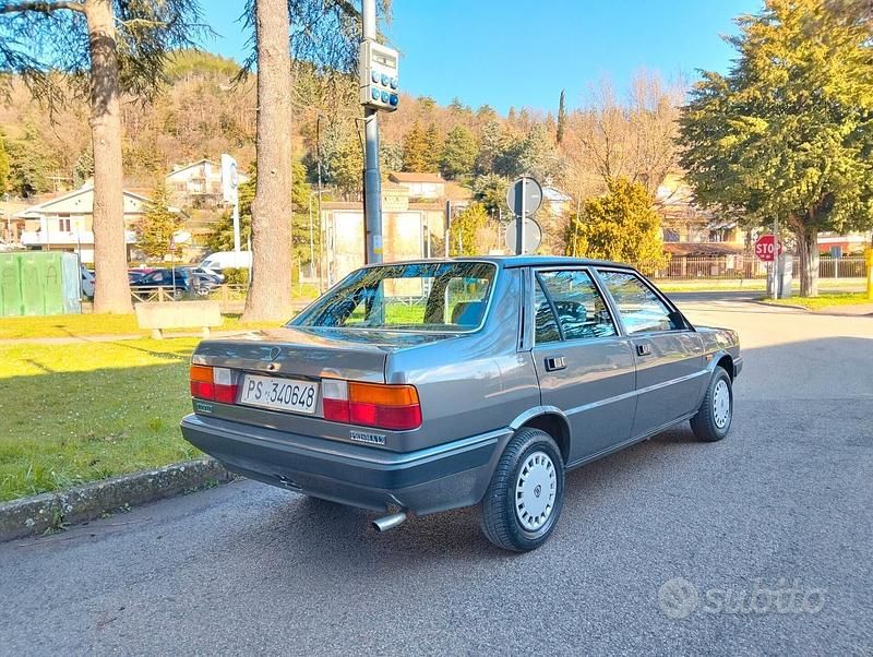 Gebraucht Lancia Prisma 78 PS (57 kW) 1988 Grau Limousine