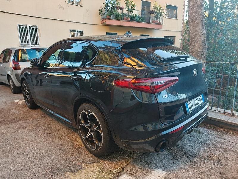 Usata Alfa Romeo Stelvio Veloce 210 CV (154 kW) 2022 Nero SUV
