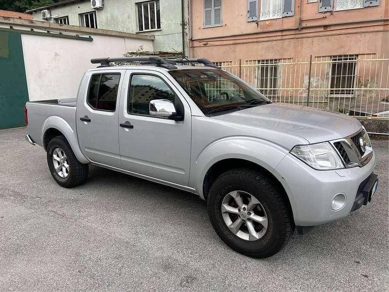 Usata Nissan Navara 190 CV (139 kW) 2010 Argento Pick-up