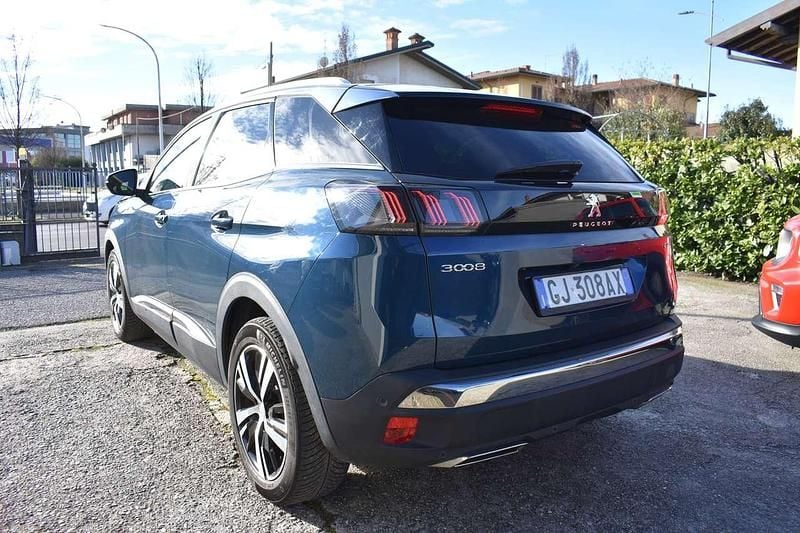 Usata Peugeot 3008 GT 131 CV (96 kW) 2022 Blu/azzurro SUV