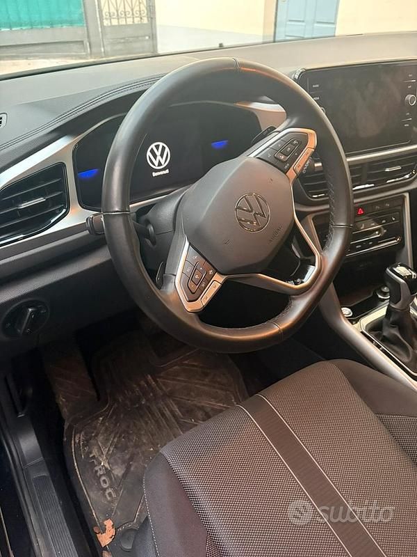 Begagnad VW T-Roc Edition 150 HK (110 kW) 2024 Svart SUV