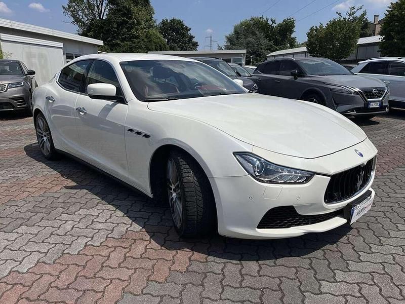 Usata Maserati Ghibli 409 CV (300 kW) 2015 Bianco Coupé