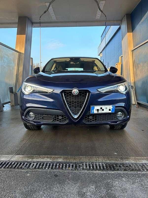 Usata Alfa Romeo Stelvio Business 209 CV (153 kW) 2019 SUV