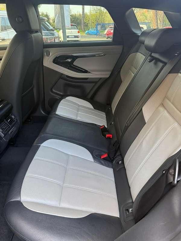 Usata Land Rover Range Rover evoque 150 CV (110 kW) 2022 Nero SUV