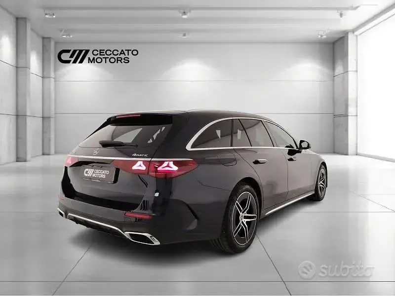 Usata Mercedes E220 Advanced Plus 197 CV (144 kW) 2025 Nero Station wagon