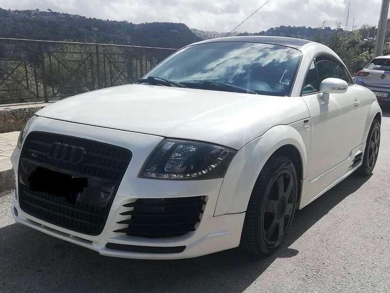 Usata Audi TT 179 CV (131 kW) 2001 Bianco Coupé