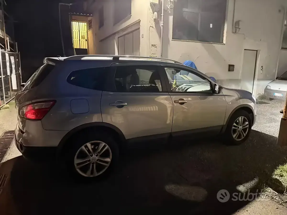 Usata Nissan Qashqai +2 140 CV (102 kW) 2010 Grigio SUV