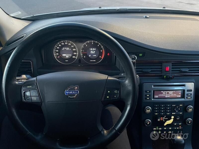 Usata Volvo S80 Summum 185 CV (136 kW) 2007 Argento Berlina