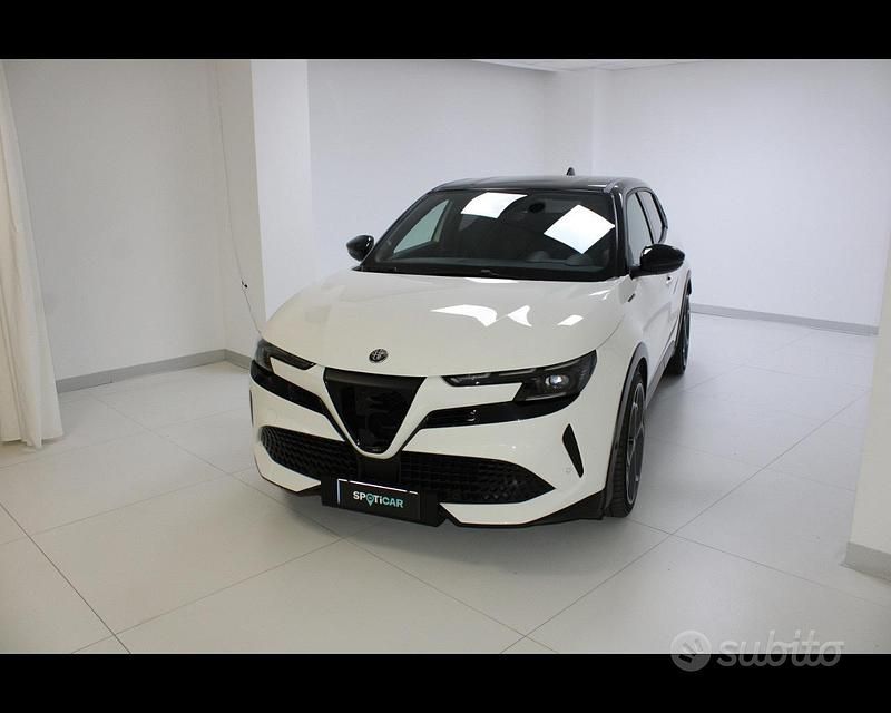 Usata Alfa Romeo GT Junior Veloce 205 kW (280 CV) 2024 Bianco Station wagon