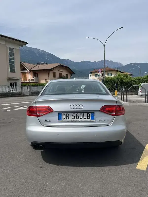Usata Audi A4 143 CV (105 kW) 2008 Grigio Berlina