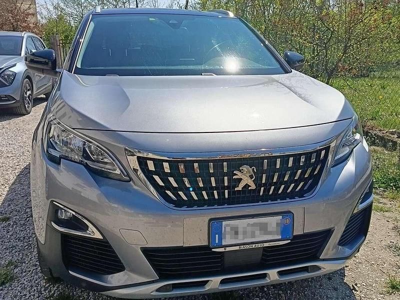 Usata Peugeot 3008 Allure 131 CV (96 kW) 2018 Argento SUV