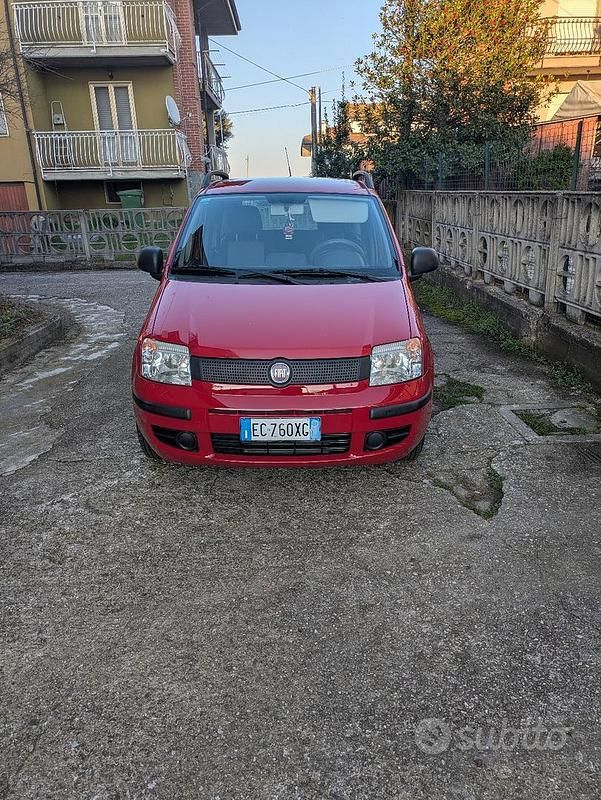 Usata Fiat Panda 54 CV (39 kW) 2010 Rosso Utilitaria