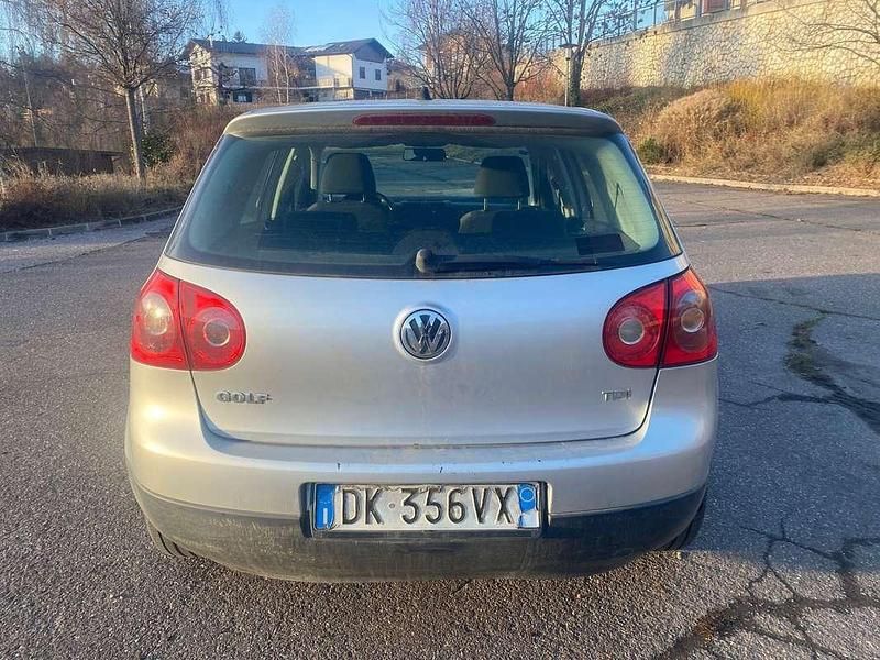Usata VW Golf V Comfortline 105 CV (77 kW) 2007 Berlina