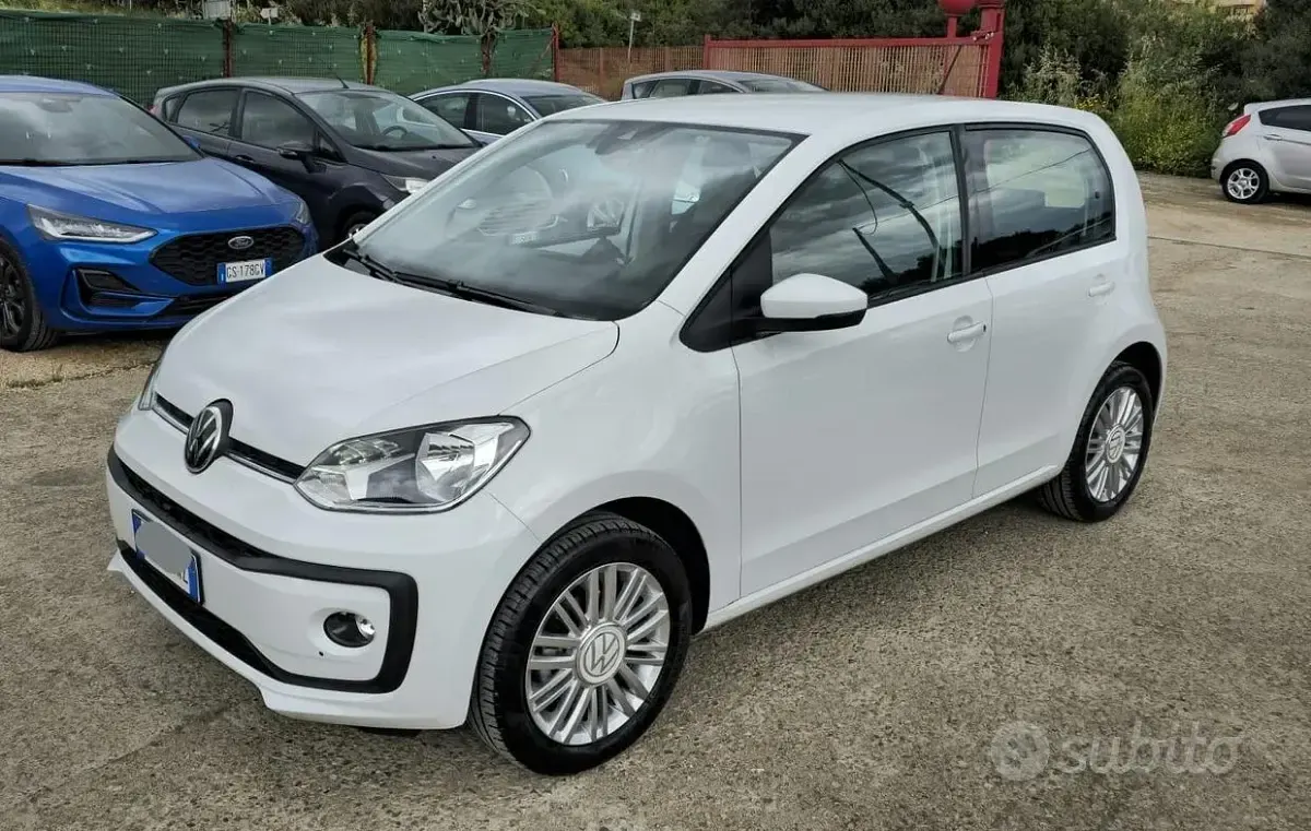 Gebraucht VW up! Move 68 PS (50 kW) 2023 Weiß Kleinwagen