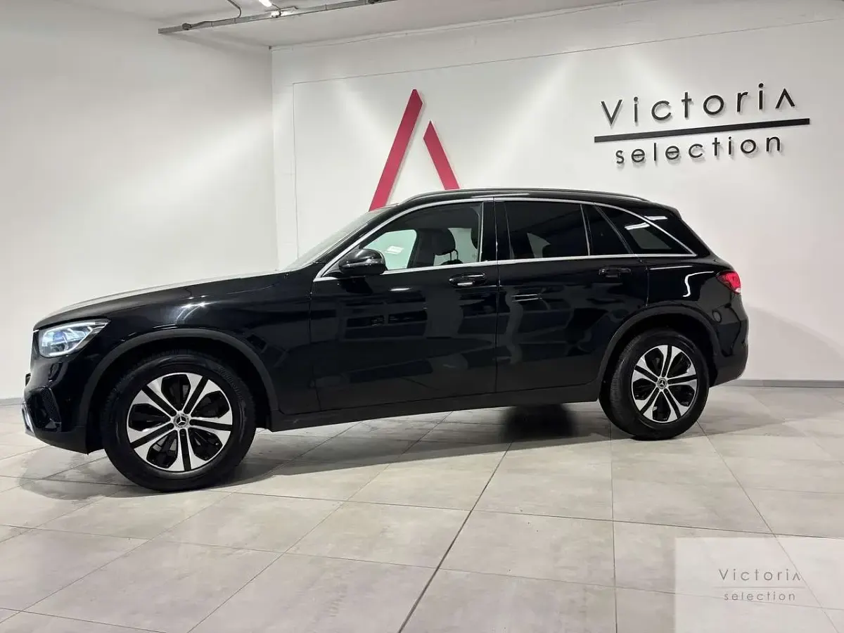 Usata Mercedes GLC200 163 CV (119 kW) 2020 Nero SUV