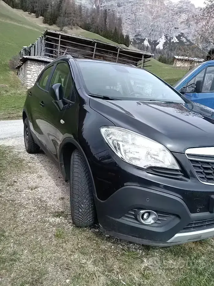 Usata Opel Mokka 140 CV (102 kW) 2012 Nero SUV