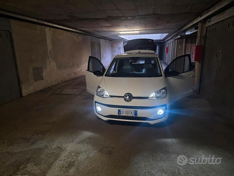 Usata VW up! 75 CV (55 kW) 2021 Bianco Utilitaria