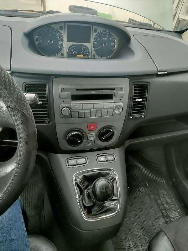 Usata Lancia Musa S 92 CV (67 kW) 2010 Monovolume